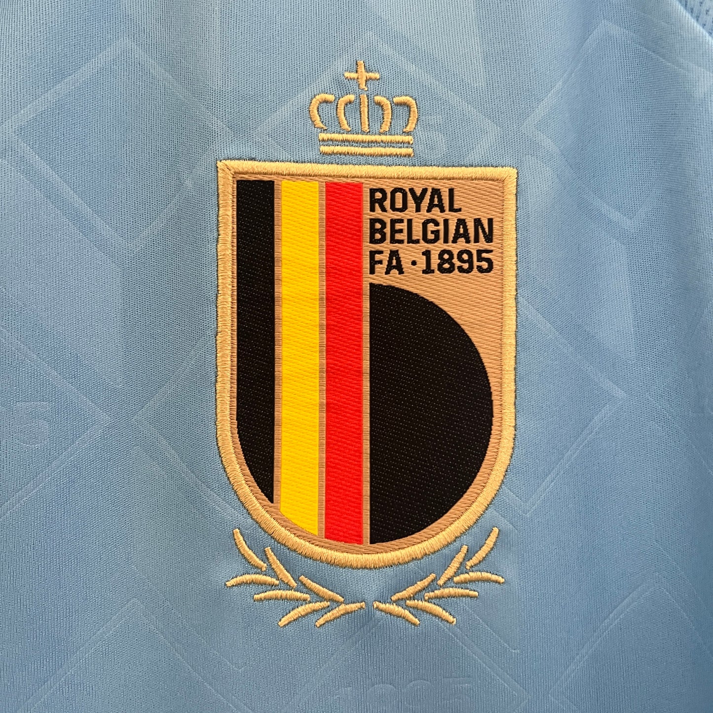 Bélgica fuera de casa 2024
