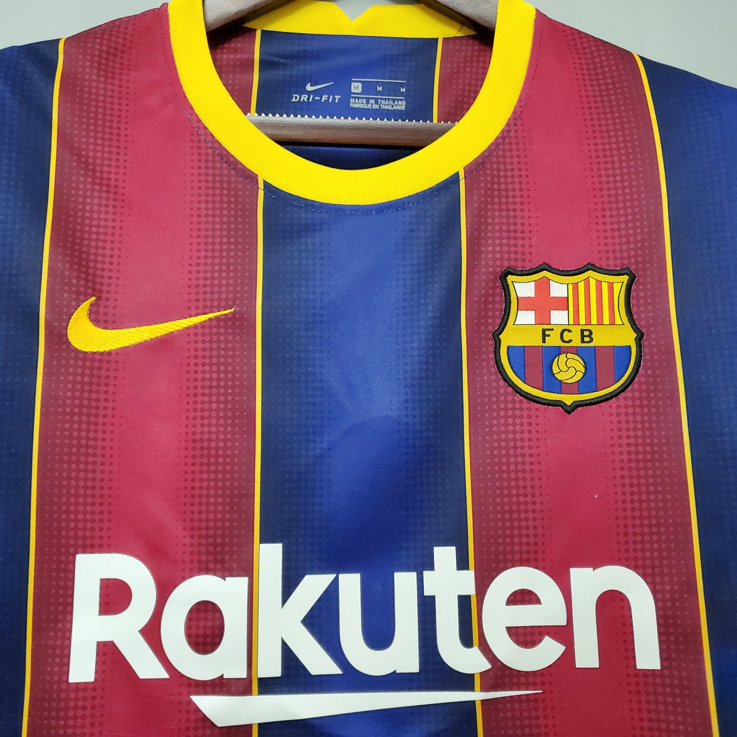 Barcelona home 2020/21