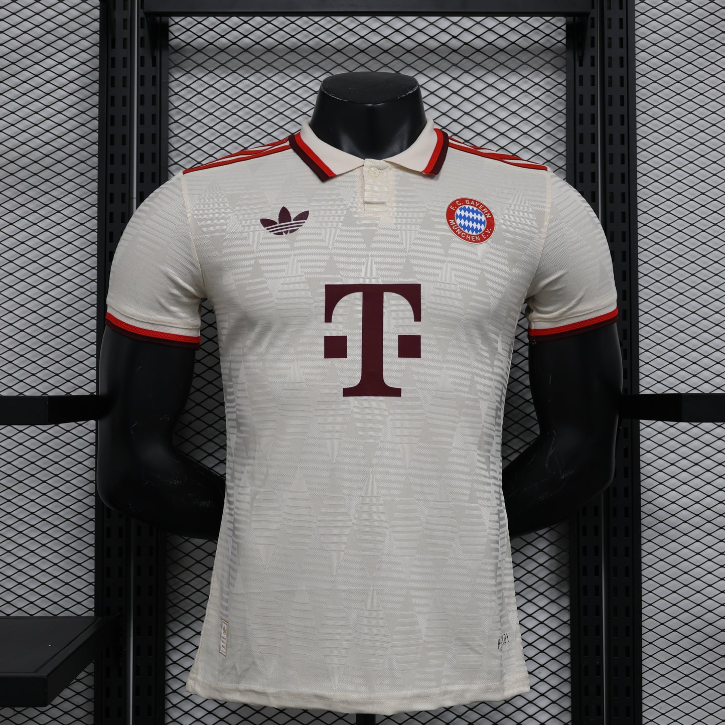 Tercera versión de jugador del Bayern München 2024/25