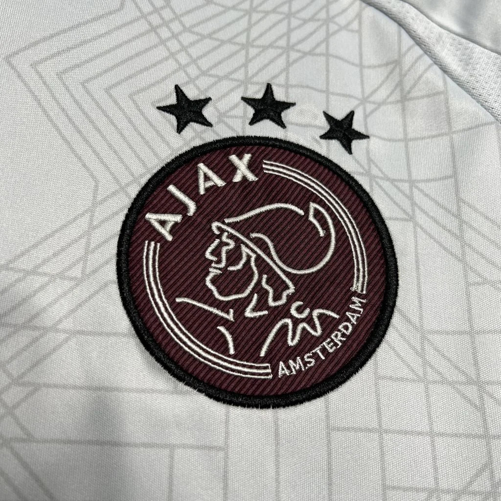 Ajax tercero 2024/25