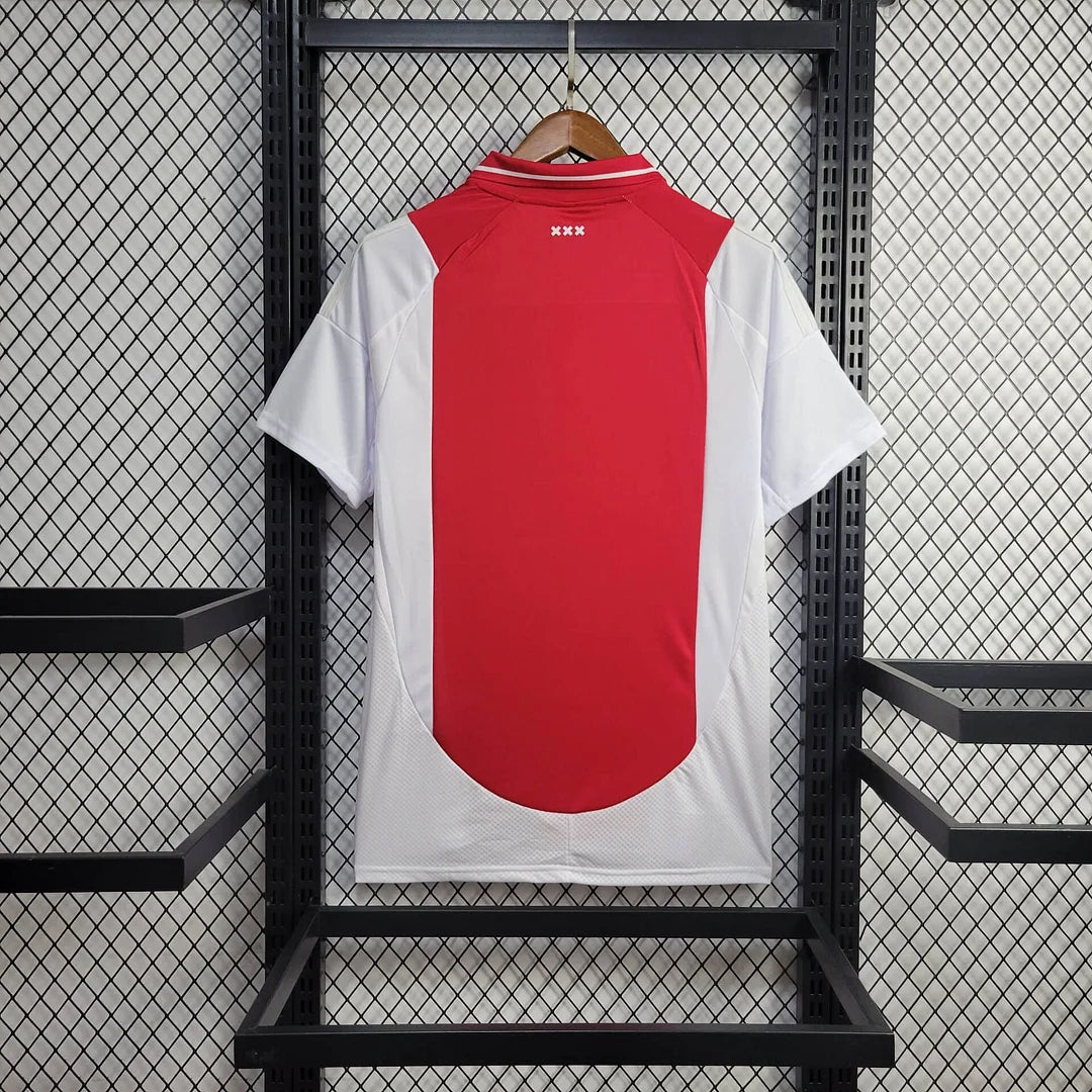 Ajax en casa 2024/25