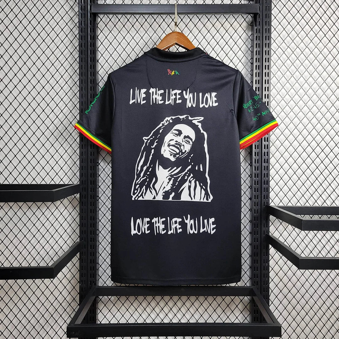 Bob Marley, tercer jugador del Ajax 2021/22