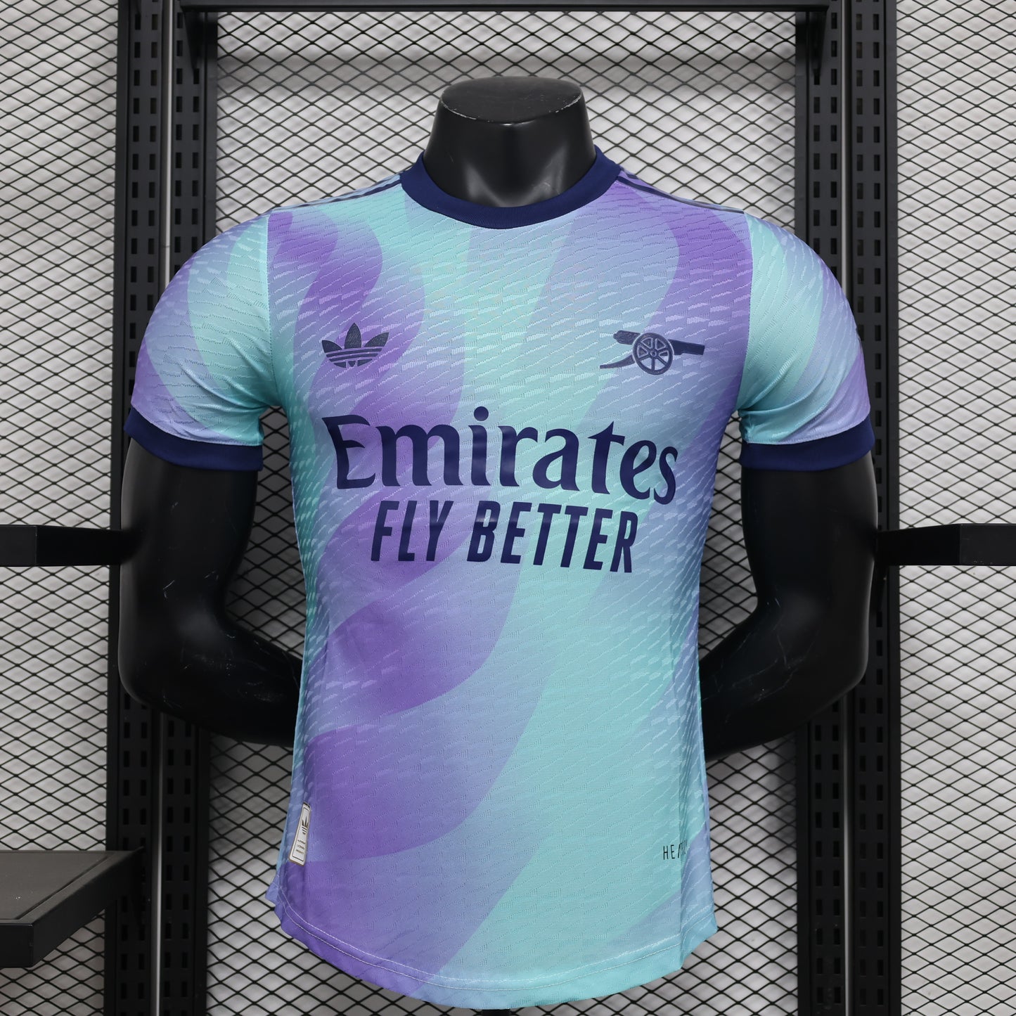 Versión del tercer jugador del Arsenal 2024/25