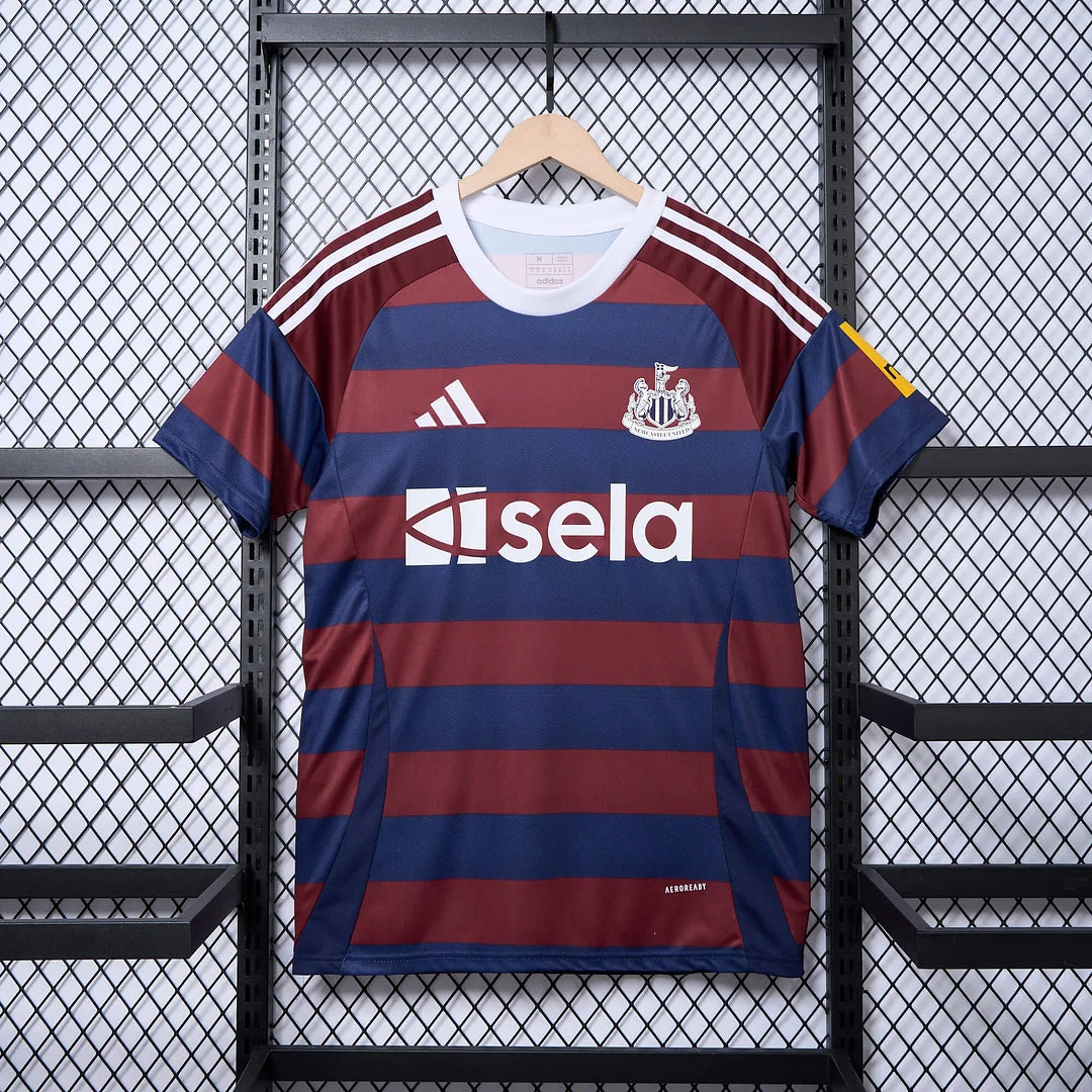 Newcastle United fuera de casa 2024/25