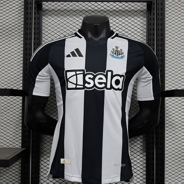 Versión de jugador local del Newcastle United 2024/25