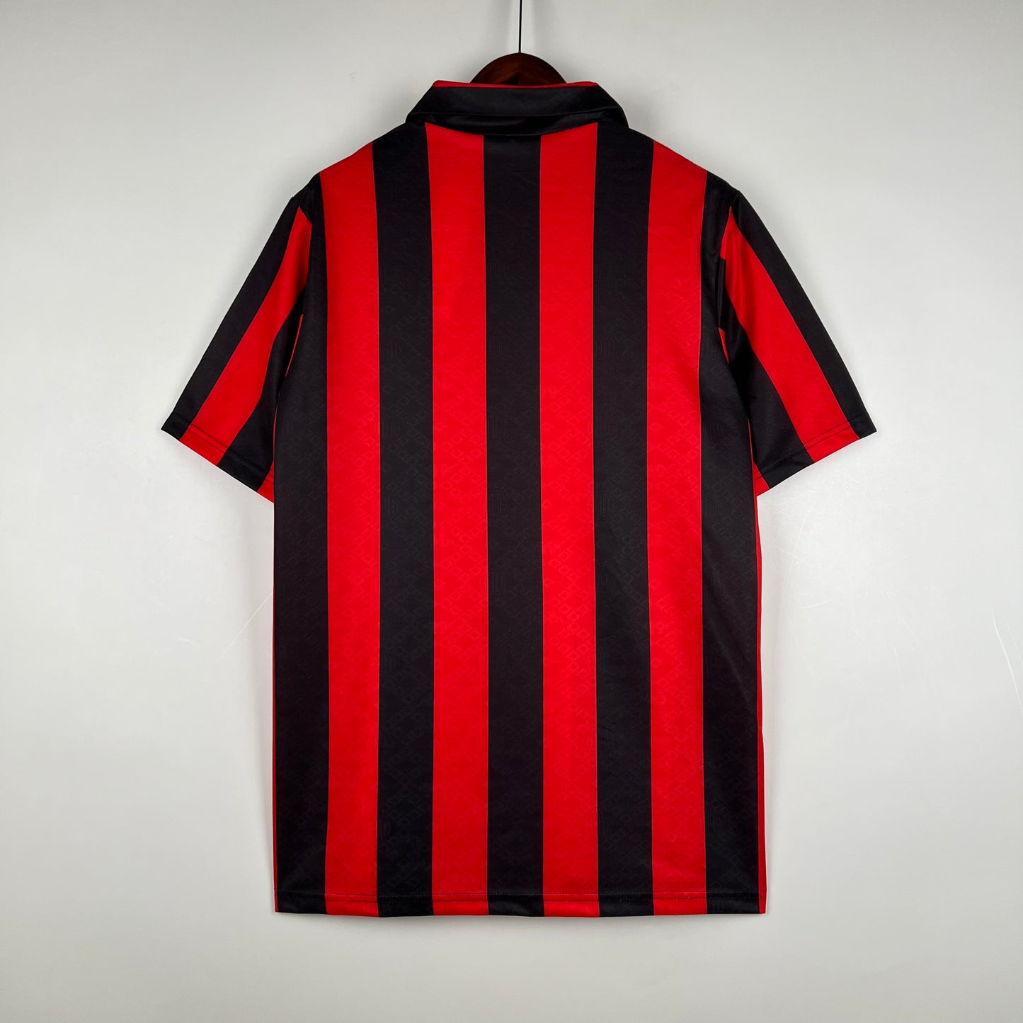 Milán en casa 89/90