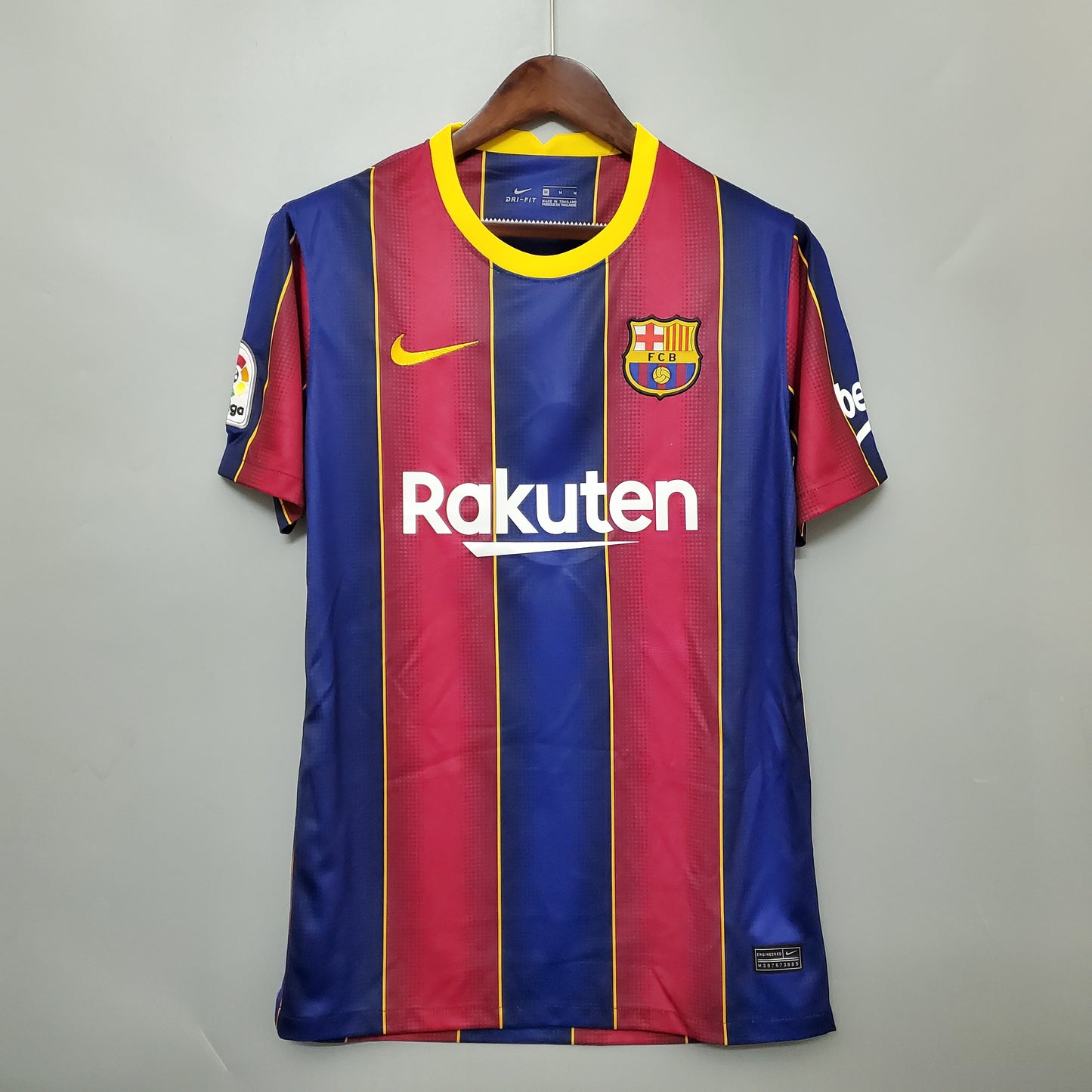Barcelona home 2020/21