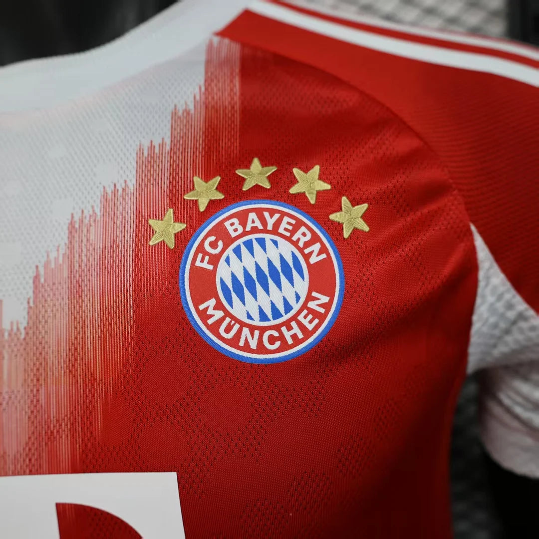 Bayern München home 2025/26 player version