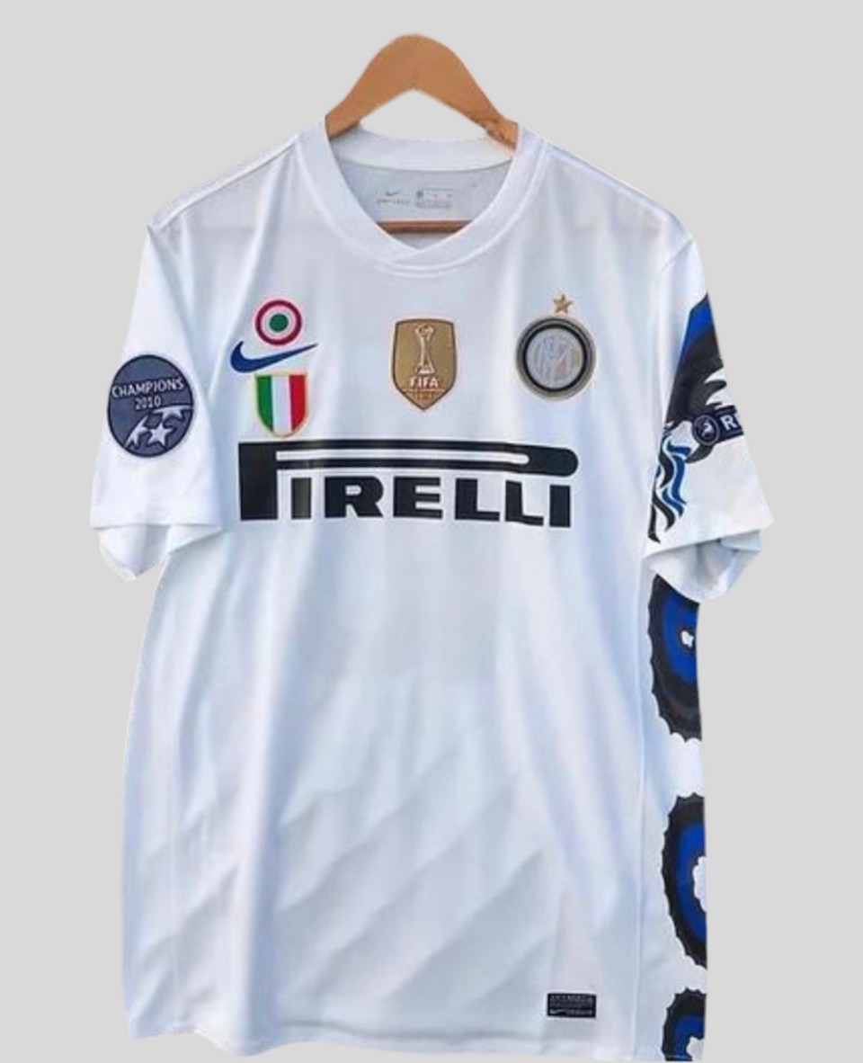 Inter de visitante 2010/11