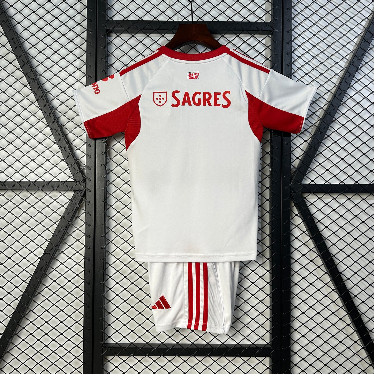 Benfica third 2025/26 children suit
