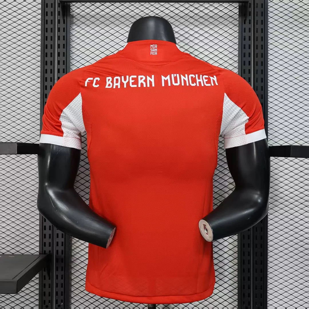 Bayern München home 2025/26 player version