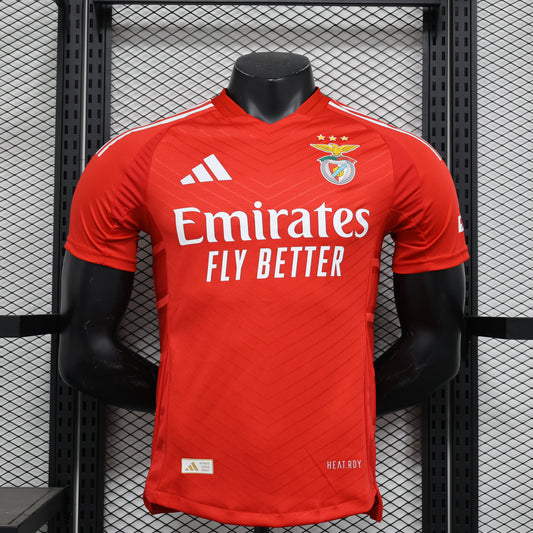 Versión del jugador del Benfica local 2024/25