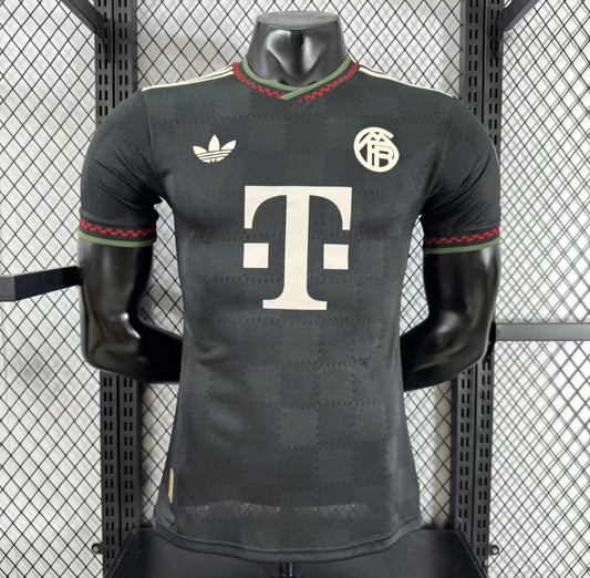 Bayern München third 2025/26 player version