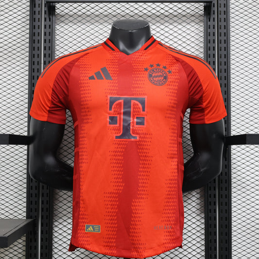 Versión jugador del Bayern München local 2024/25