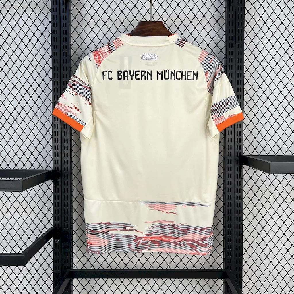 Bayern Munich away 2025/26