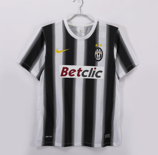 Juventus home 2011/12