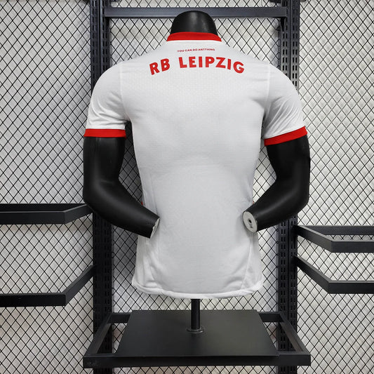 Versión del jugador local del RB Leipzig 2024/25
