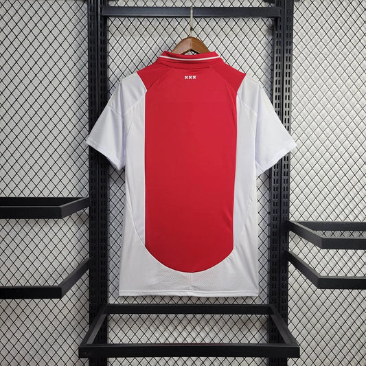 Ajax en casa 2024/25