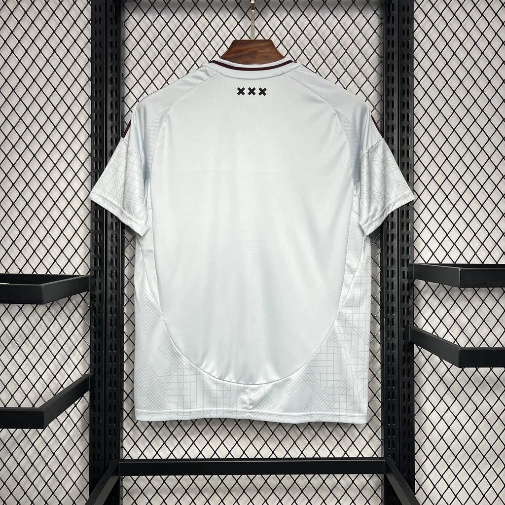 Ajax tercero 2024/25