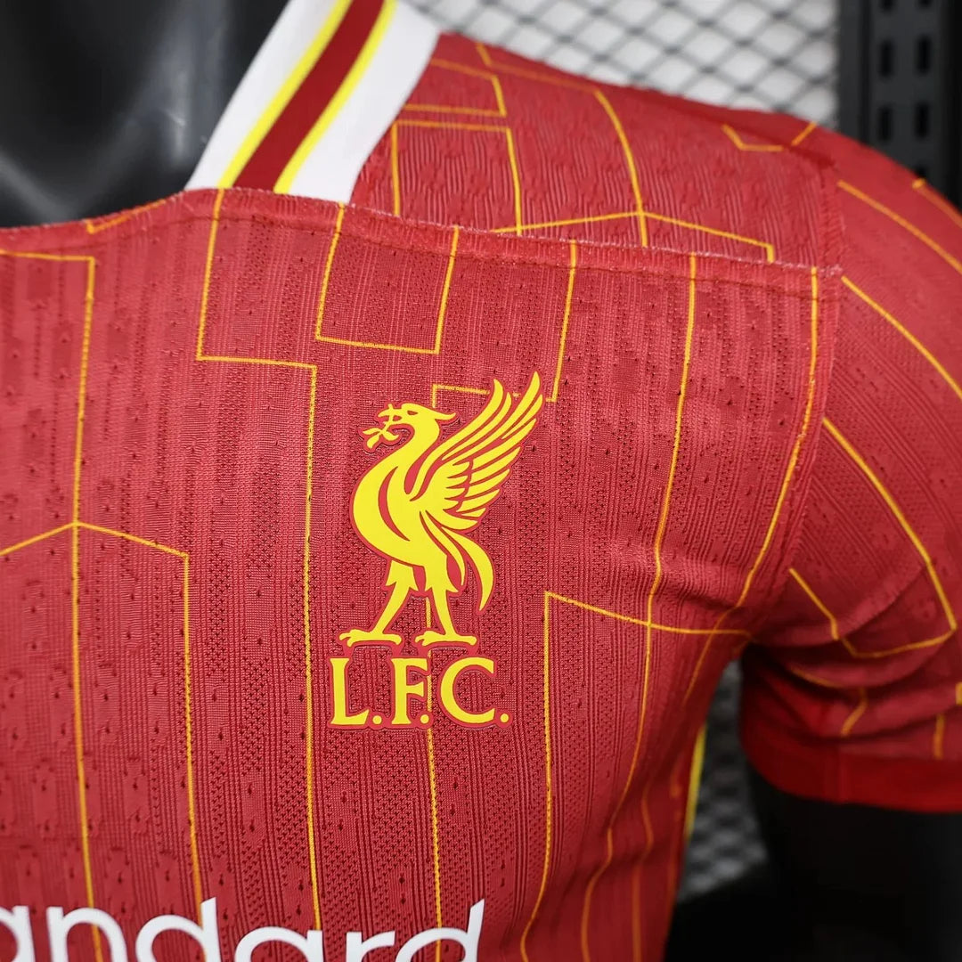 Versión del jugador del Liverpool local 2024/25