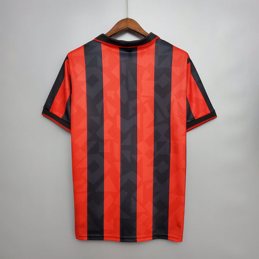 Milán en casa 93/94