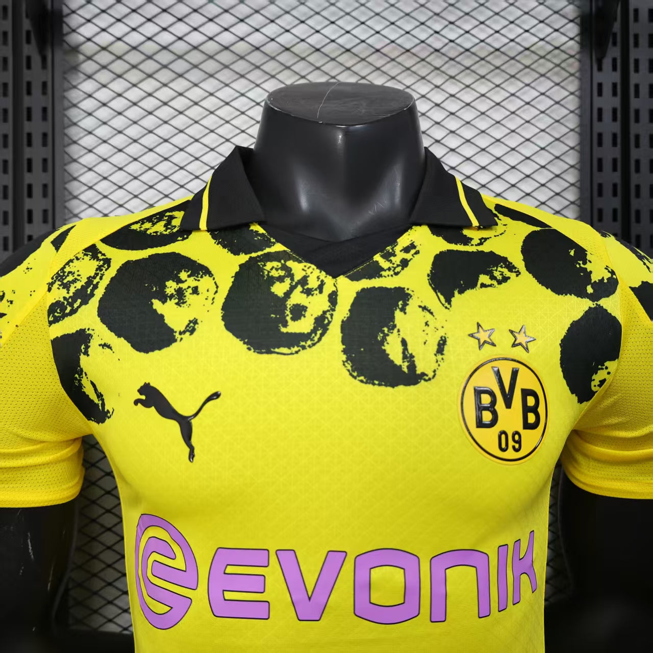 Borussia Dortmund home 2025/26 player version