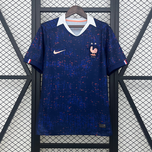 Francia home 2025