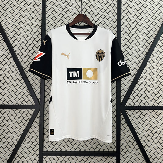 Valencia home 2024/25