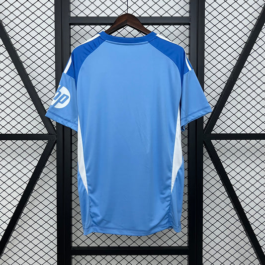 Real Madrid goalkeper 2025/26