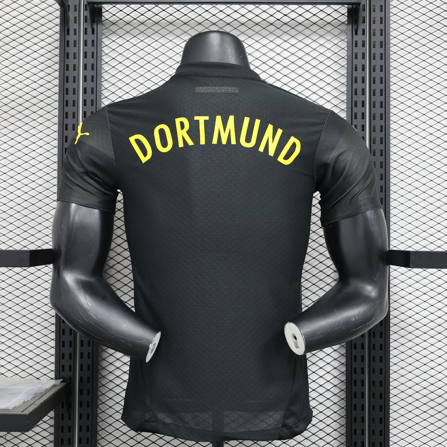 Versión del jugador del Borussia Dortmund visitante 2024/25