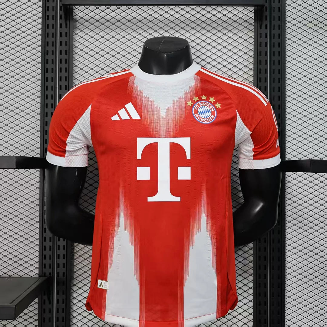 Bayern München home 2025/26 player version