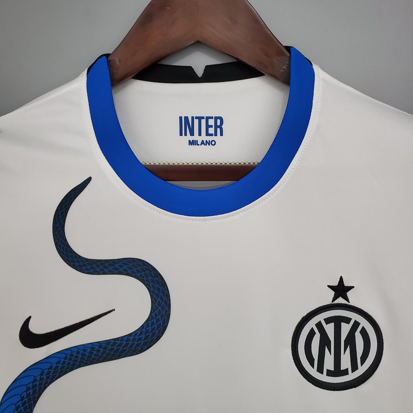 Inter away 2021/22