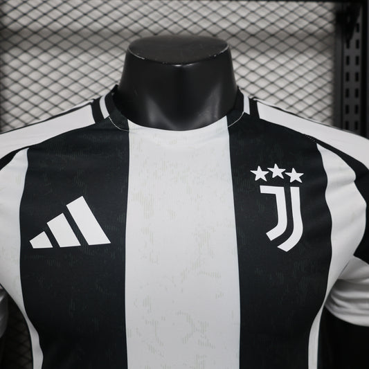 Versión del jugador de la Juventus local 2024/25