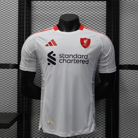 Versión del jugador del Liverpool visitante 2025/26