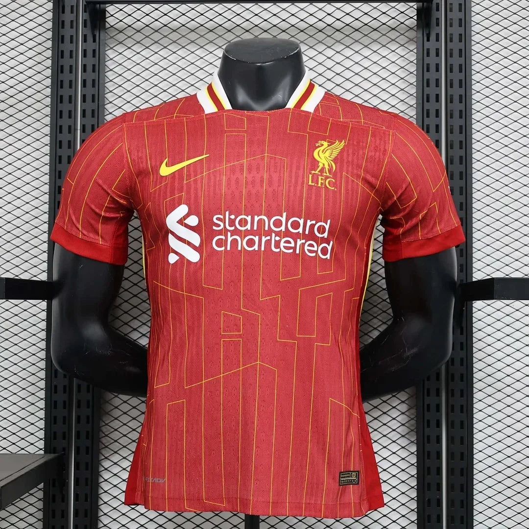 Versión del jugador del Liverpool local 2024/25