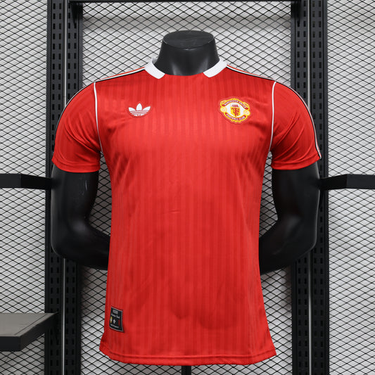 Terrace icons Manchester United shirt