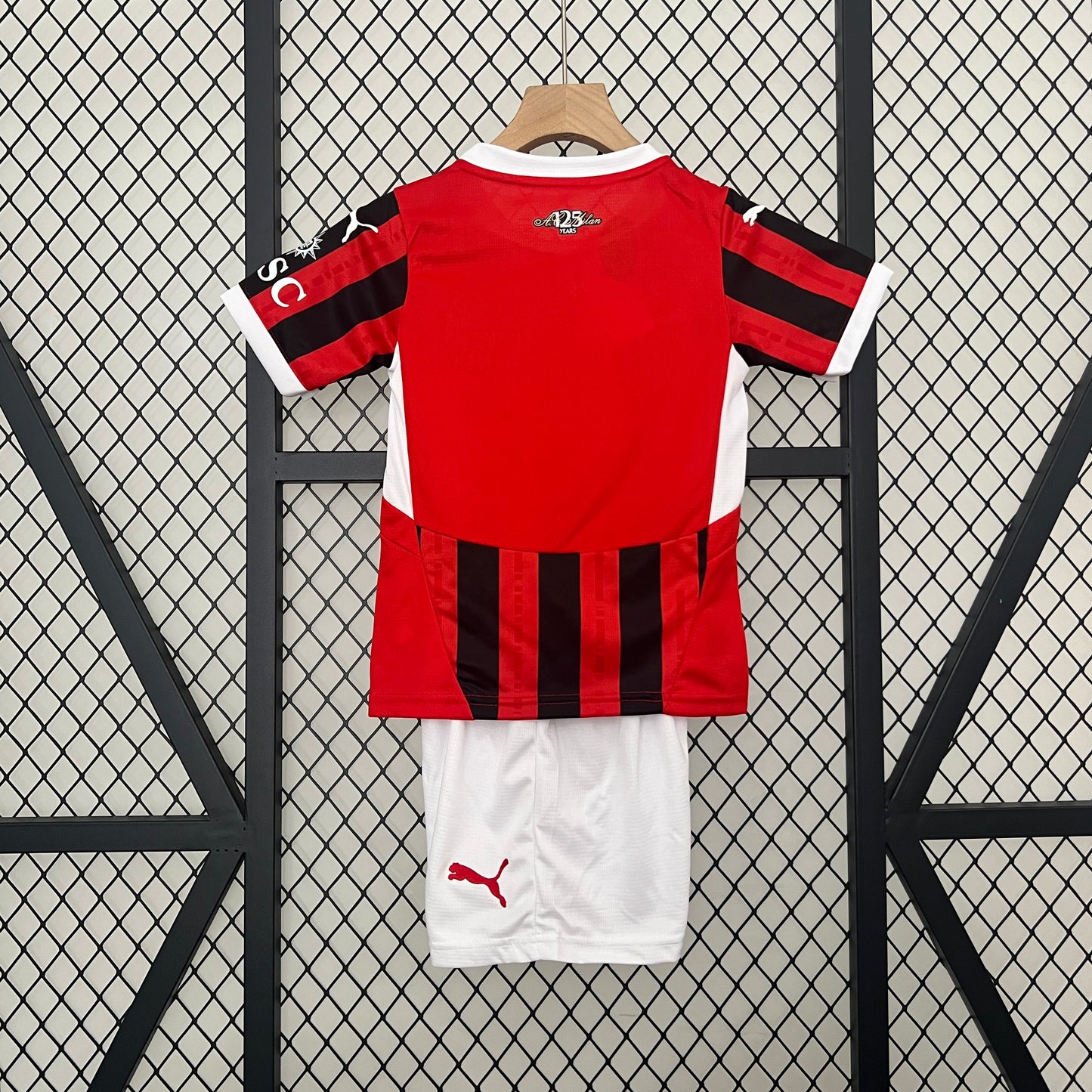 Trajes infantiles de la selección de Milán 2024/25