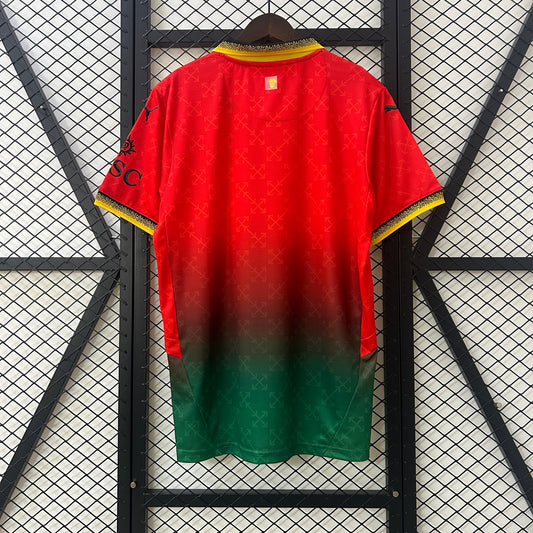 Milán Off White Red 2025