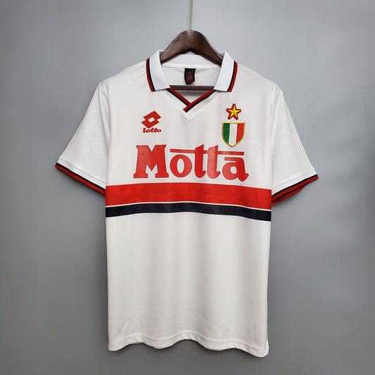 Milán fuera de casa 93/94