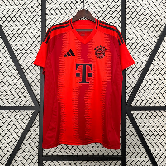 Bayern Múnich Local 2024/25