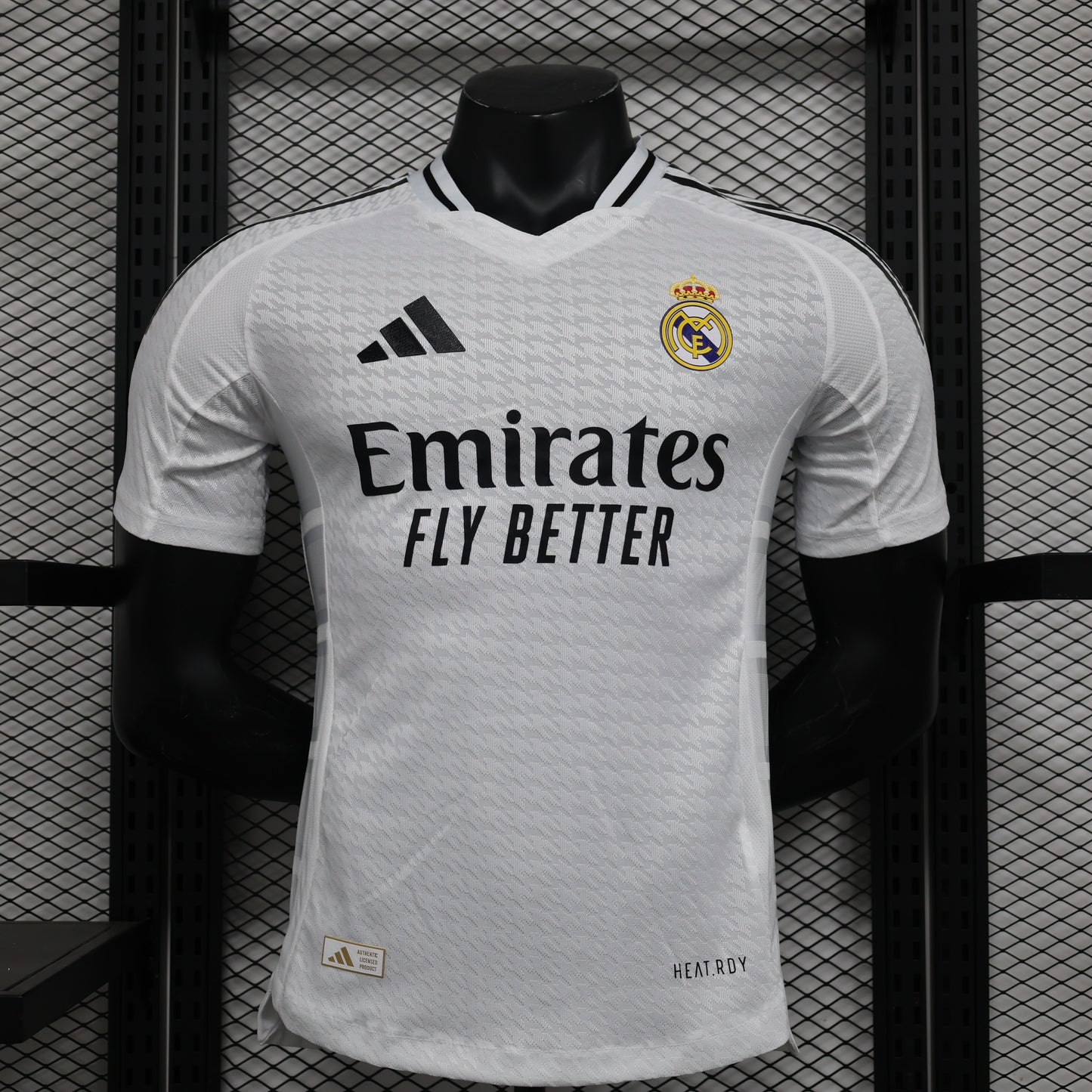 Versión jugadora local del Real Madrid 2024/25