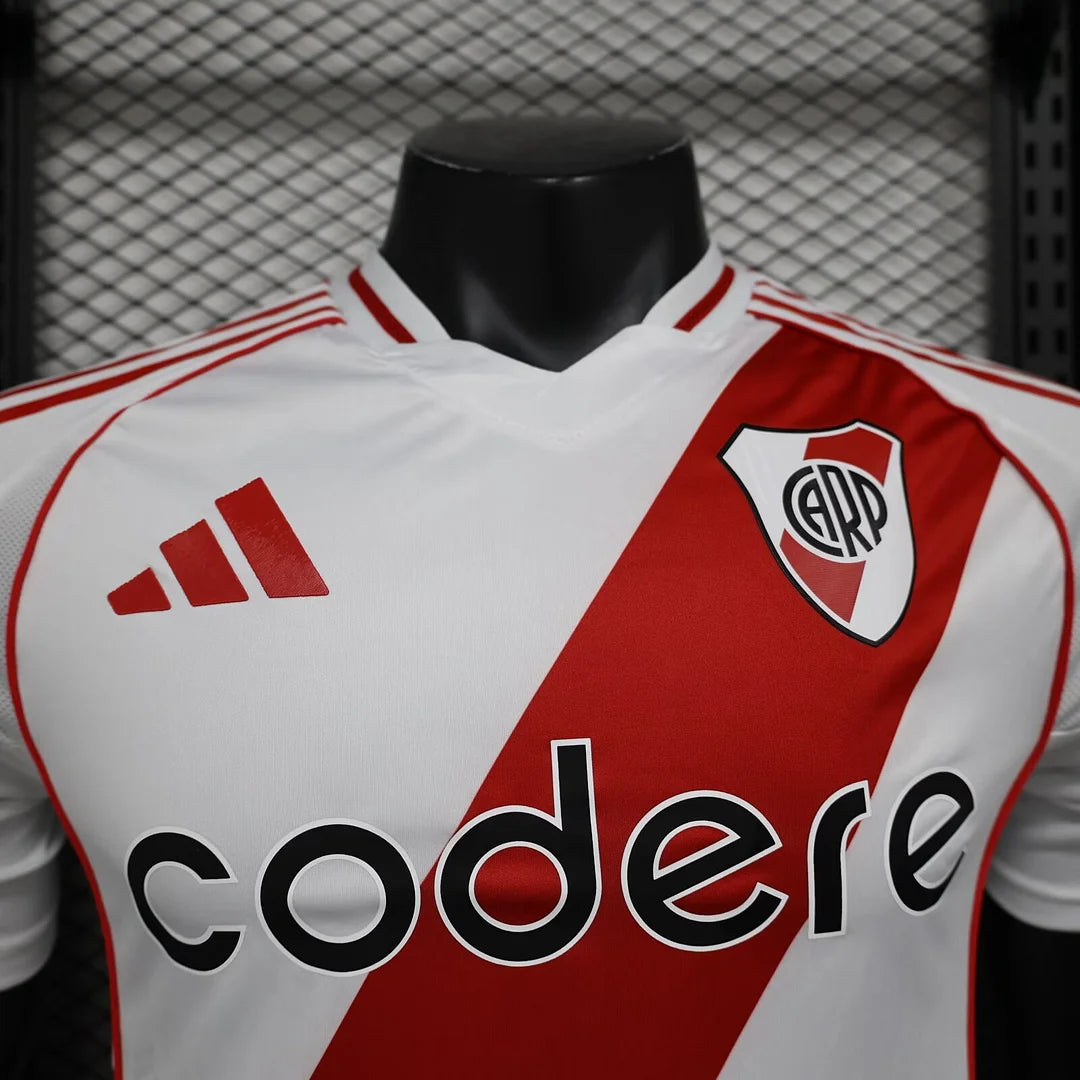 Versión del jugador local de River Plate 2024/25