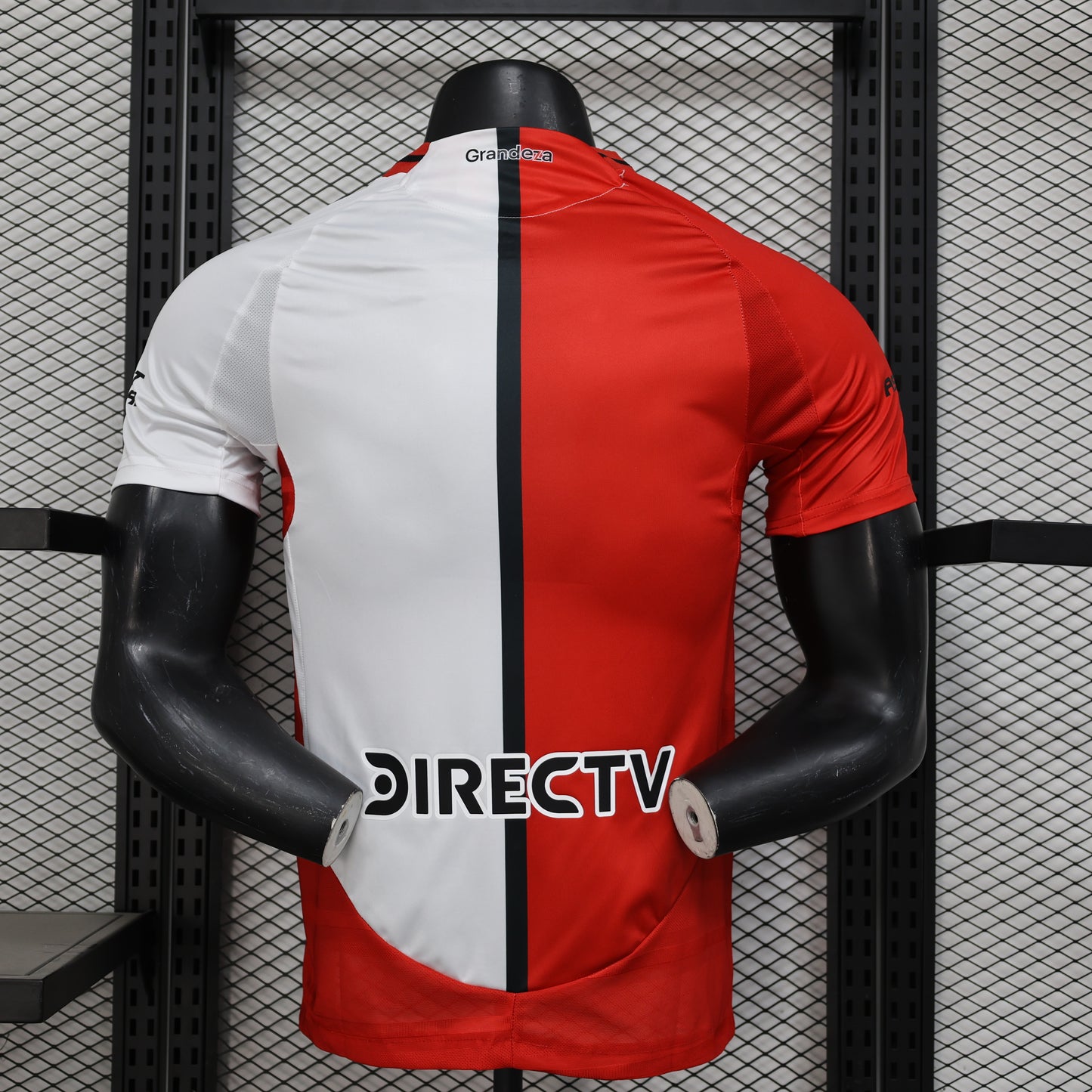 Versión jugador local River Plate 2025/26