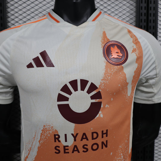 Versión del jugador de la Roma visitante 2024/25