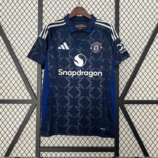 Manchester United away 2024/25